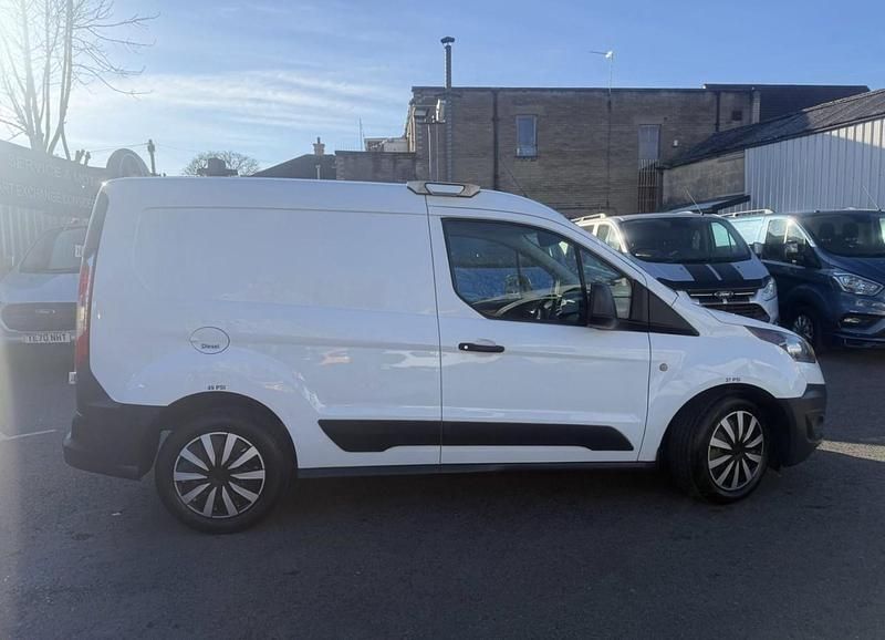 Used Ford Transit Connect 100 HP (73 kW) 2017 White MPV