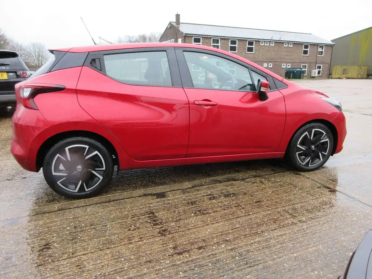 Used Nissan Micra Acenta 92 HP (67 kW) 2021 Red Hatchback