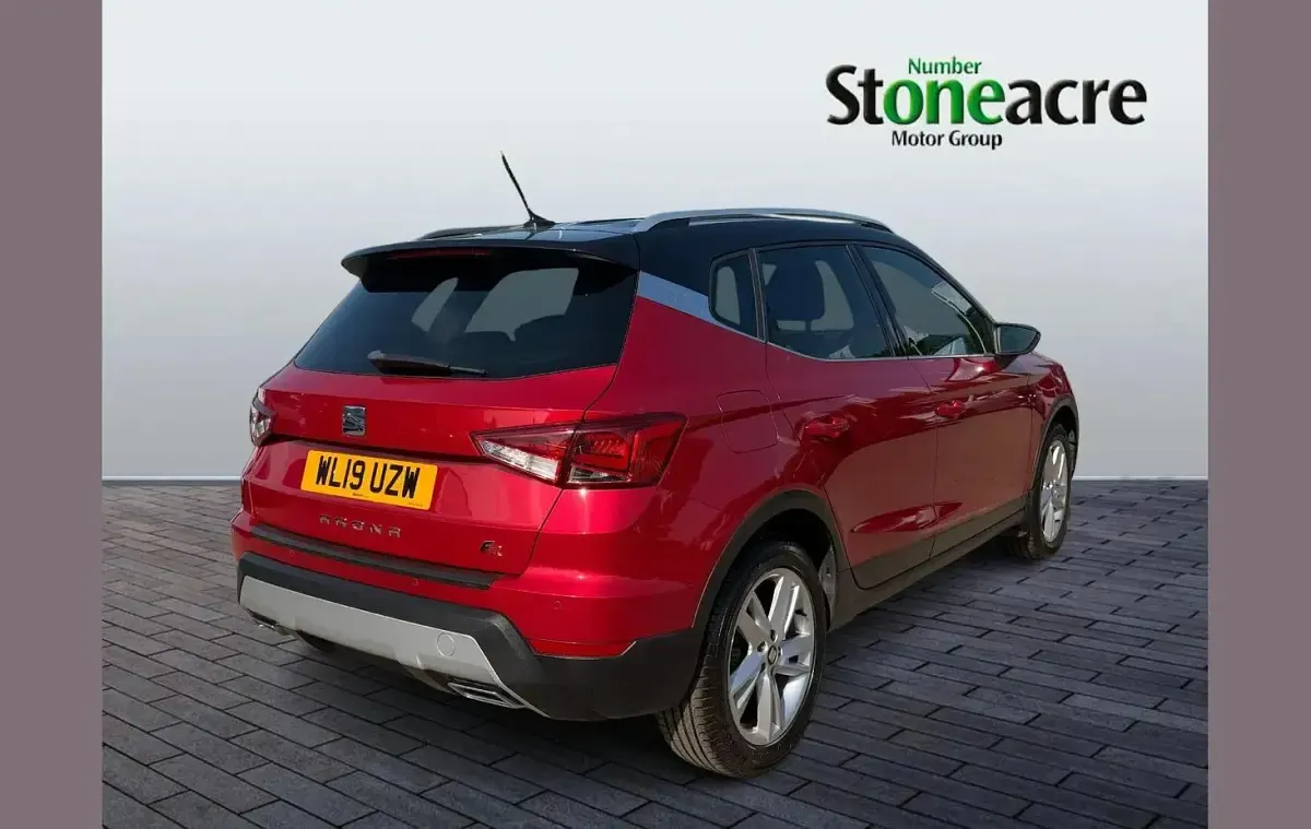 Used Seat Arona FR 115 HP (84 kW) 2019 Red SUV