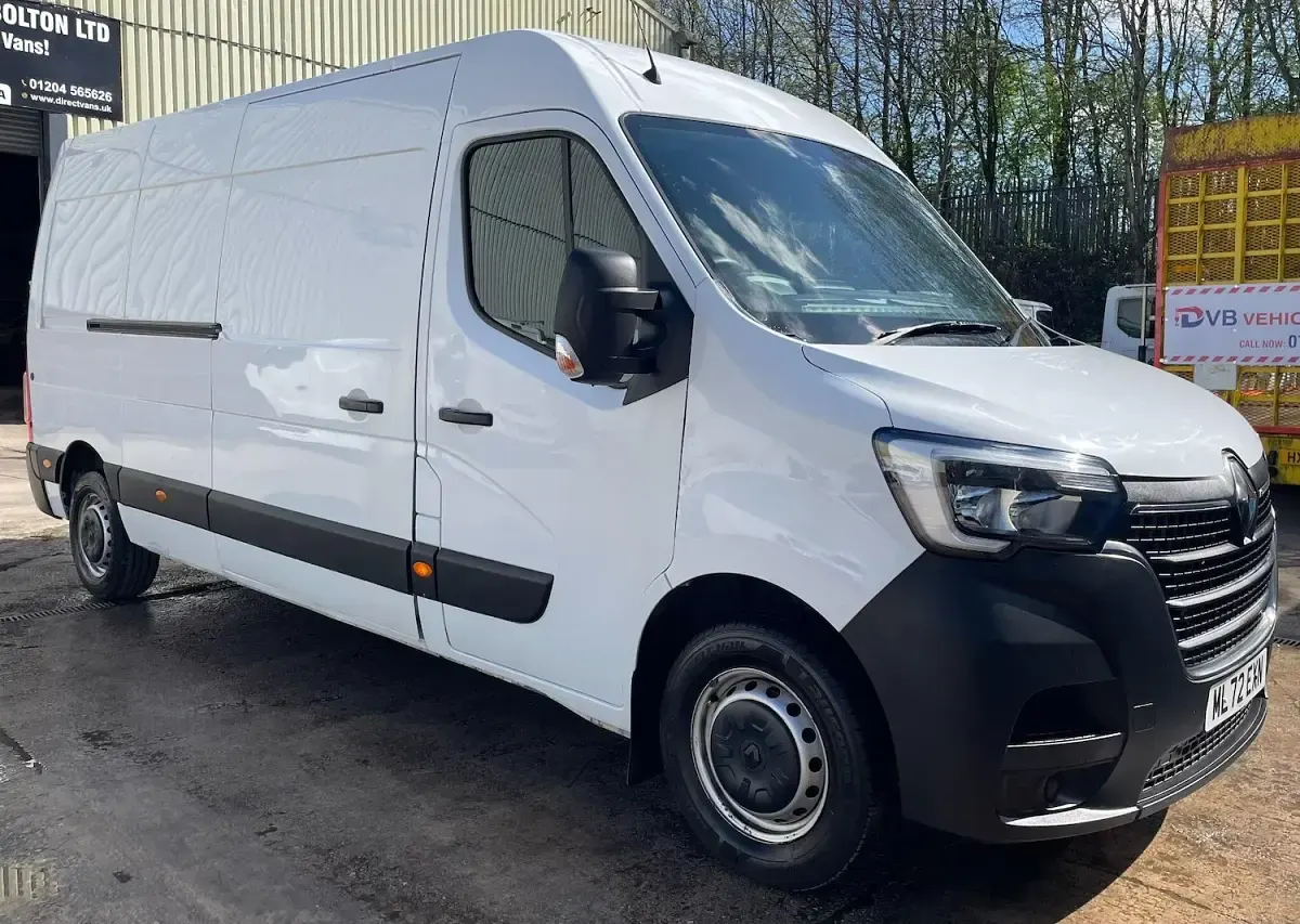 Used Renault Master Business 2022 White MPV