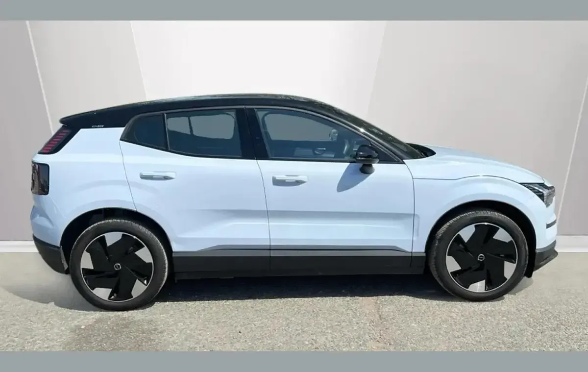 Used Volvo EX30 Plus 200 kW (272 HP) 2024 Blue SUV