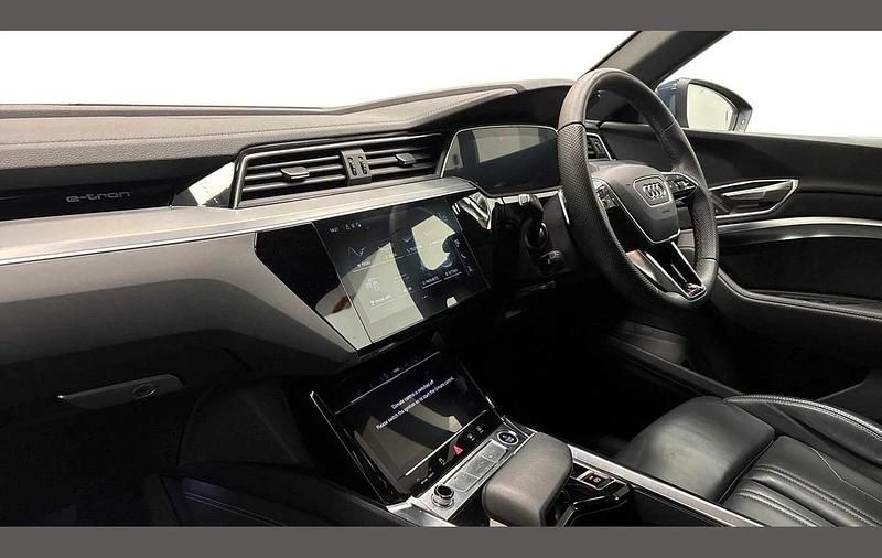 Used Audi Q8 e-tron S-Line 300 kW (408 HP) 2023 Blue SUV