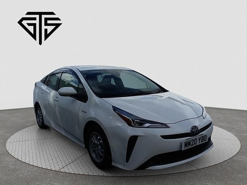 White Used 2025 Toyota Prius Hatchback | £13,495 (Super price) - Image 1/4