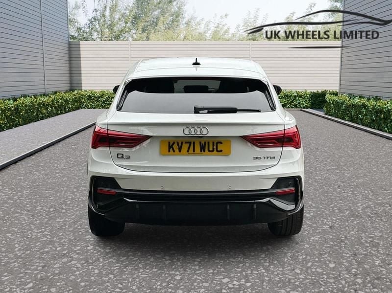 Used Audi Q3 Sportback Black Edition 150 HP (110 kW) 2021 White SUV