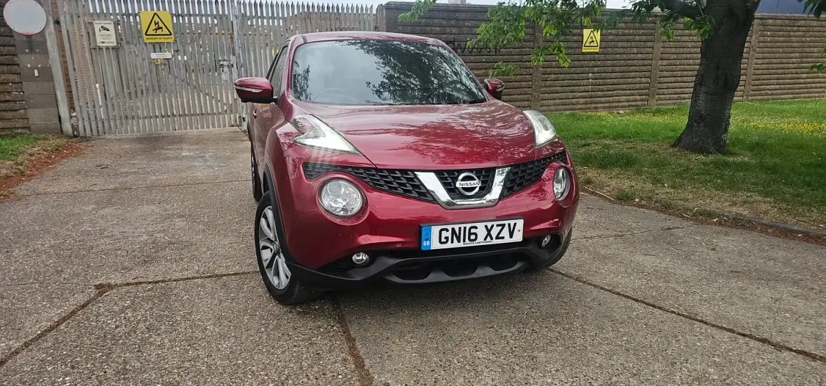 Used Nissan Juke Tekna 117 HP (86 kW) 2016 Red SUV