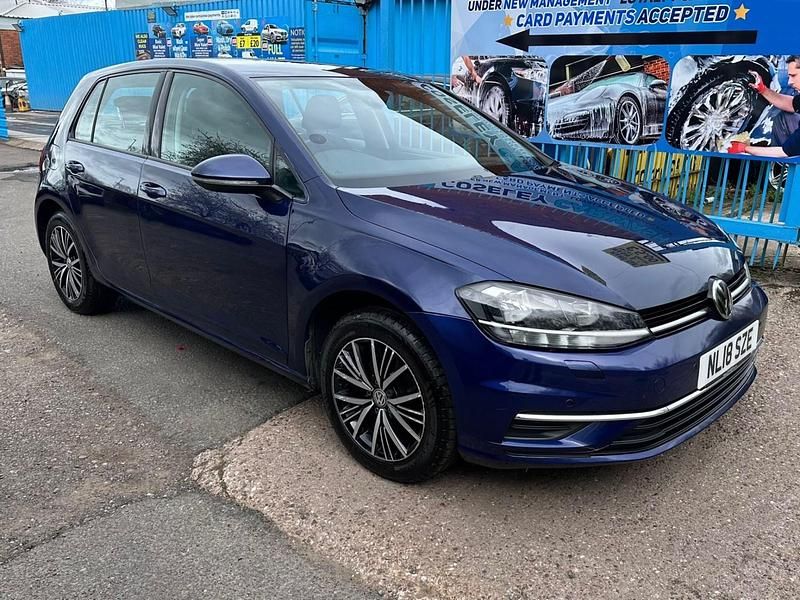 Używany VW Golf VII SE 2018 Niebieski Hatchback