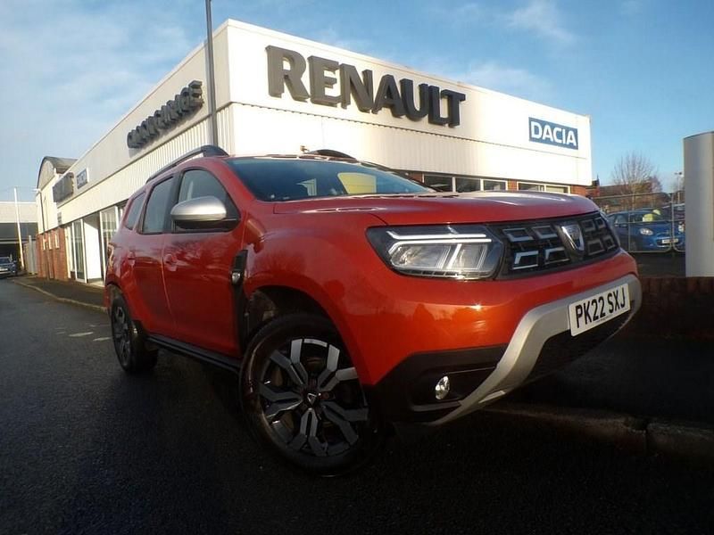 Used Dacia Duster Prestige 130 HP (95 kW) 2022 Orange Hatchback