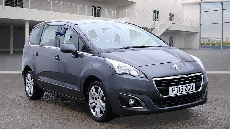 Grey Used 2015 Peugeot 5008 Active MPV | £3,490 (Good price) - Image 1/4