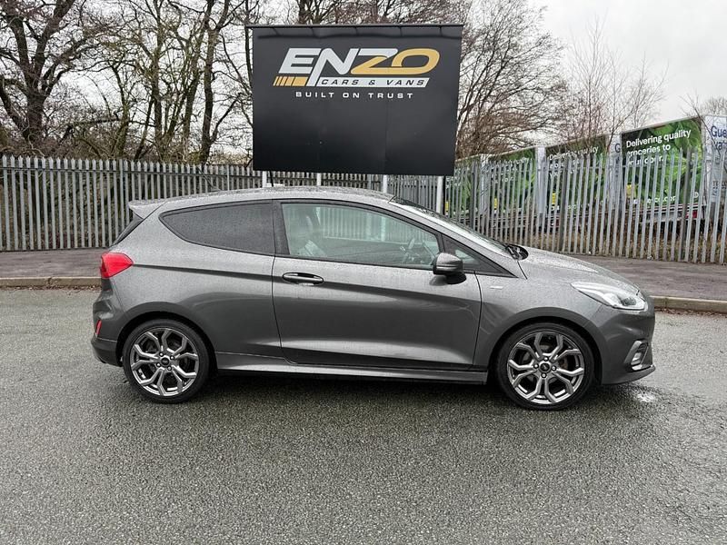 Used Ford Fiesta ST-Line X 100 HP (73 kW) 2018 Grey Hatchback