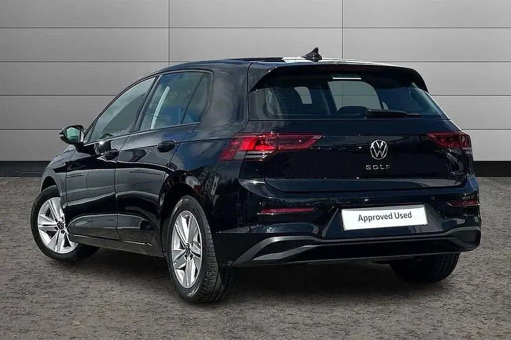 Used VW Golf VII 150 HP (110 kW) 2021 Hatchback