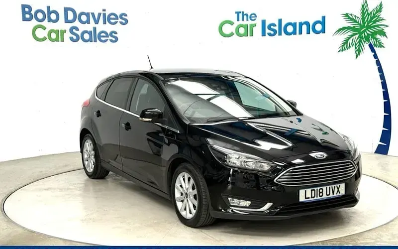 Used Ford Focus Titanium 120 HP (88 kW) 2017 Hatchback