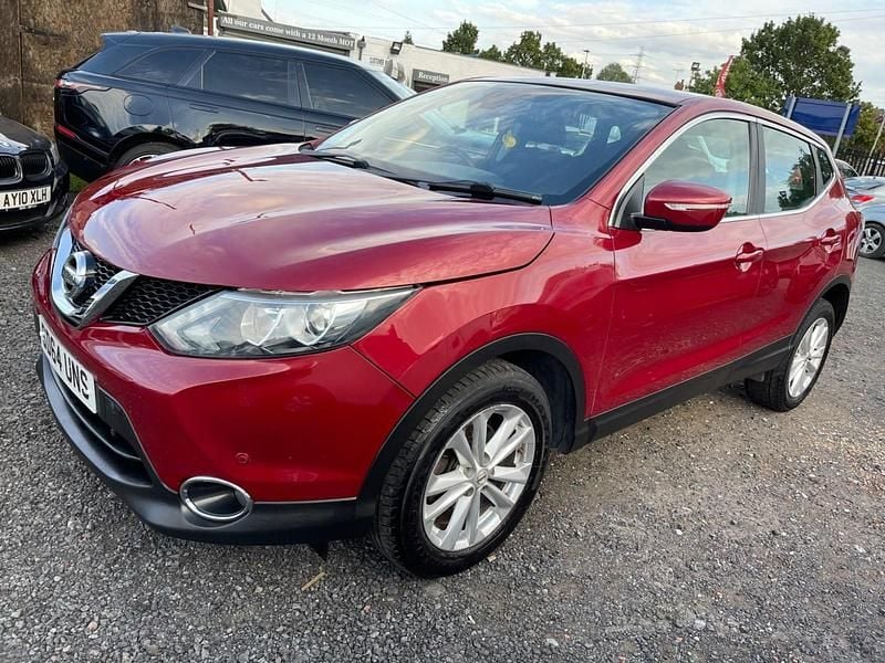 Used Nissan Qashqai Acenta 2014 Red SUV