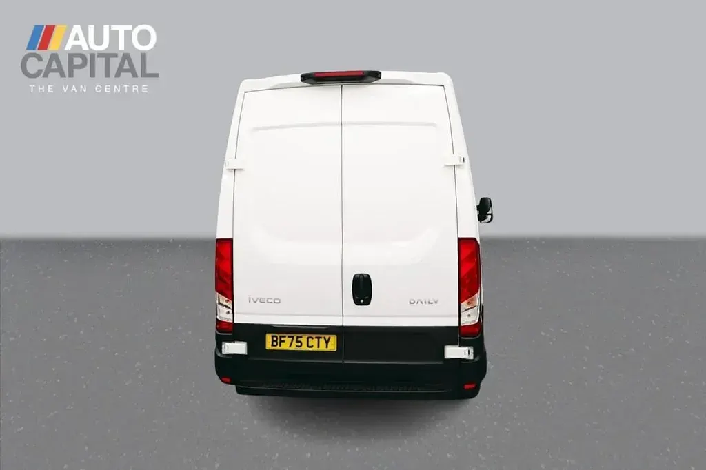 Used Iveco Daily 136 HP (100 kW) 2025 White Van
