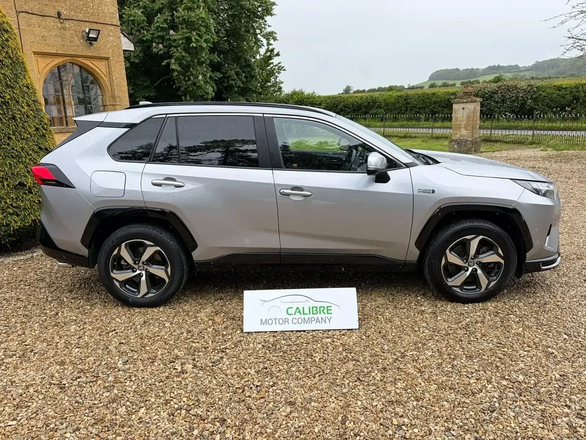 Used Toyota RAV4 Design 2022 Silver SUV