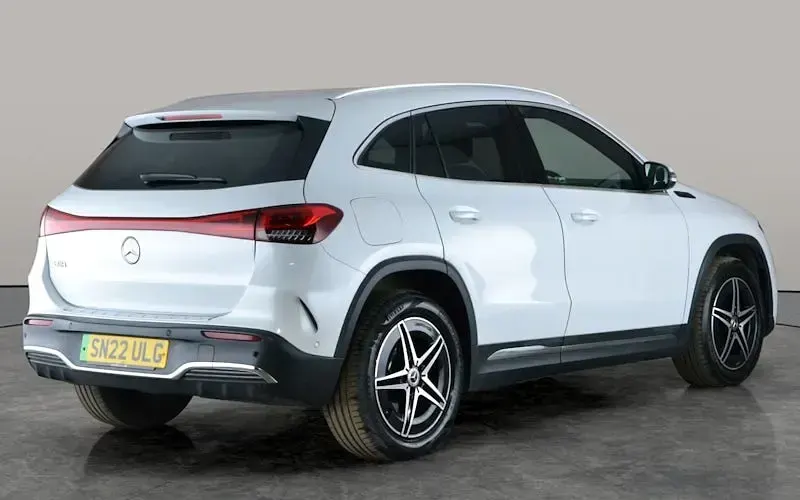 Used Mercedes EQA250 AMG line 139 kW (190 HP) 2022 White SUV