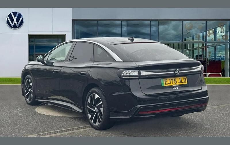 New VW ID.7 Pro 210 kW (286 HP) 2026 Black Hatchback