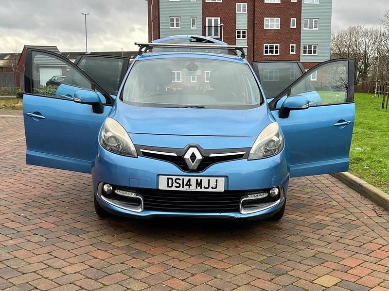Used Renault Grand Scénic III Dynamique 2014 Blue MPV