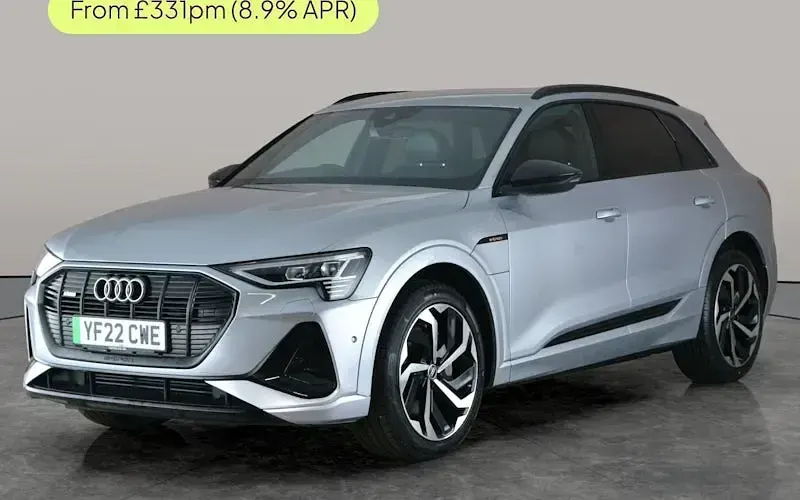 Usado Audi e-tron Black Edition 230 kW (313 HP) 2022 Prateado SUV