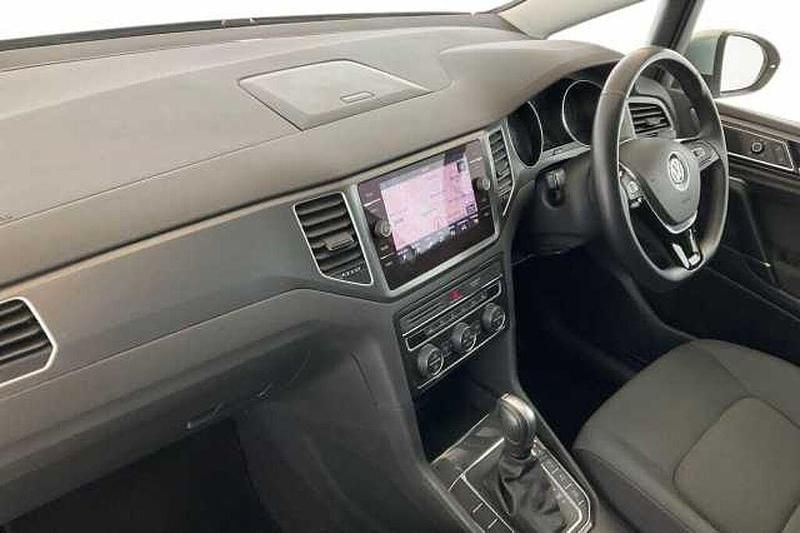 Usado VW Golf VII Match 150 HP (110 kW) 2020 Prateado Citadino