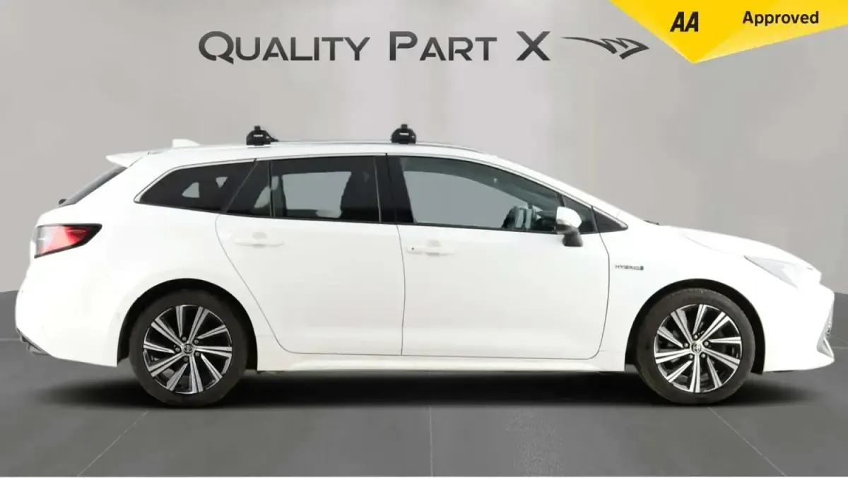 Usado Toyota Corolla Design 2021 Branco Carrinha