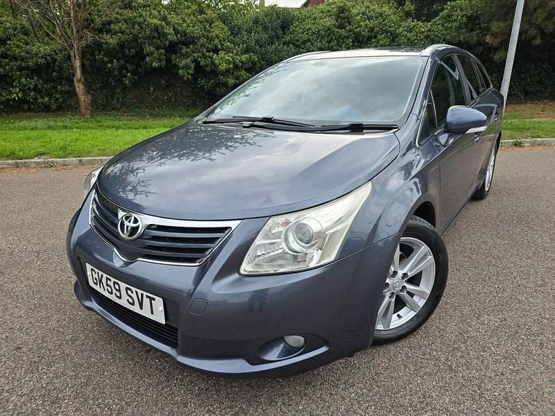 Blue Used 2009 Toyota Avensis T4 Estate | £7,950 - Image 1/2