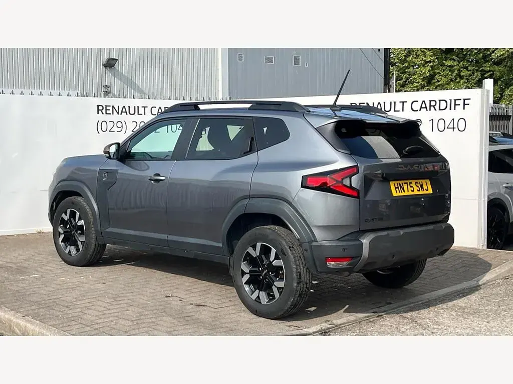 Used Dacia Duster Extreme 130 HP (95 kW) 2025 Grey SUV