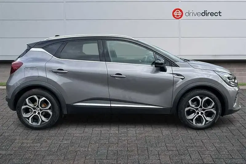 Used Renault Captur Techno 90 HP (66 kW) 2023 Grey/black SUV