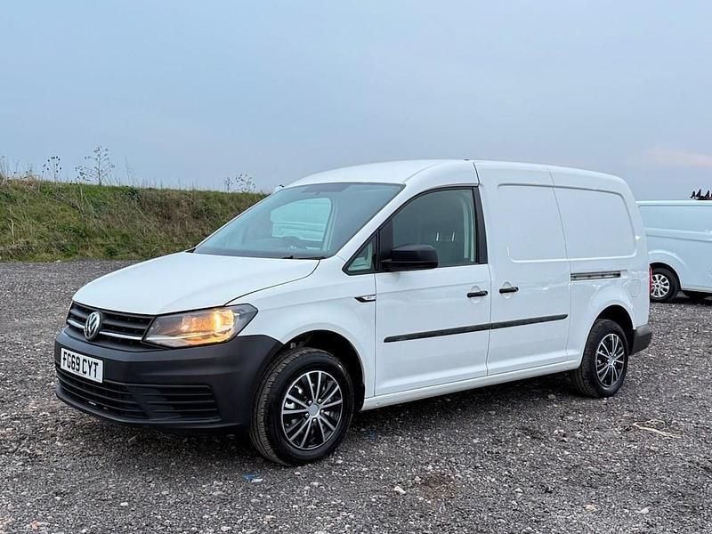 Used VW Caddy Maxi Startline 102 HP (75 kW) 2019 White MPV