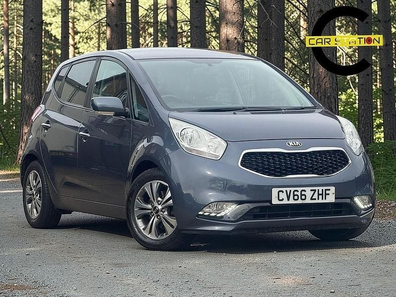 Used Kia Venga 123 HP (90 kW) 2017 Blue Hatchback