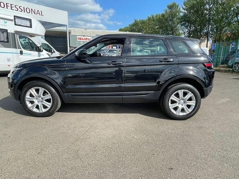 Used Land Rover Range Rover evoque SE 180 HP (132 kW) 2018 Black SUV