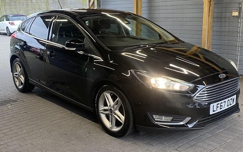 Used Ford Focus Titanium 125 HP (91 kW) 2017 Hatchback