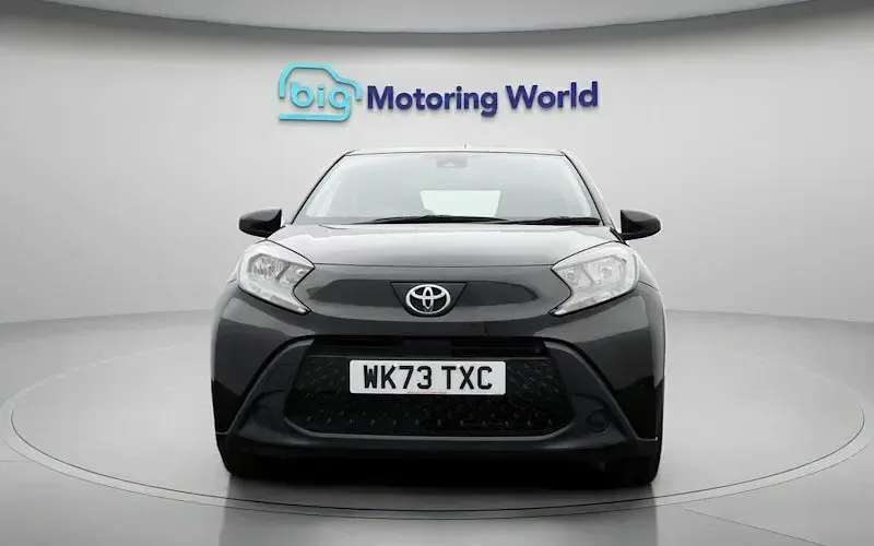 Used Toyota Aygo X PURE 72 HP (52 kW) 2025 SUV