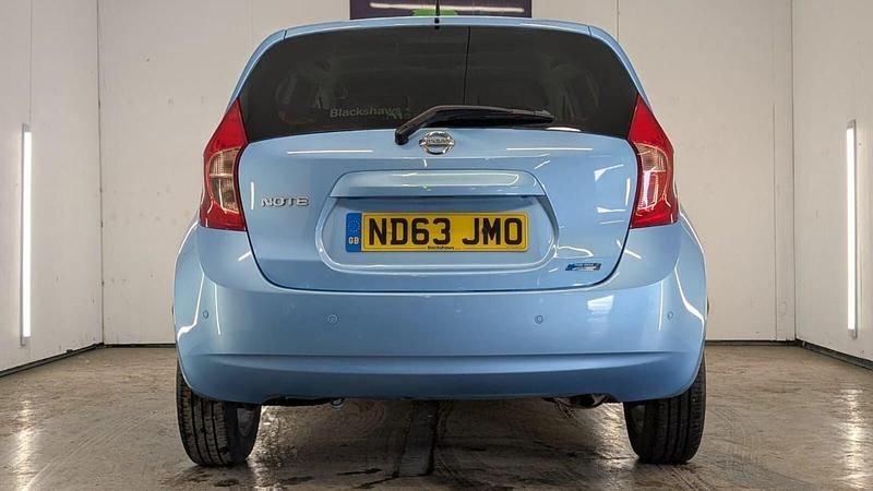 Used Nissan Note Acenta Premium 80 HP (58 kW) 2013 Blue Hatchback