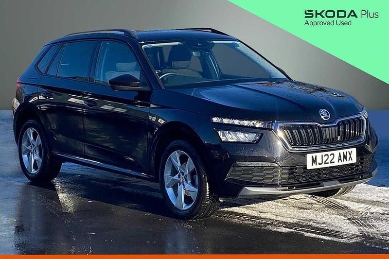 Black magic pearl effect Used 2022 Skoda 110 R SE Drive Estate | £14,449 (Fair price) - Image 1/4