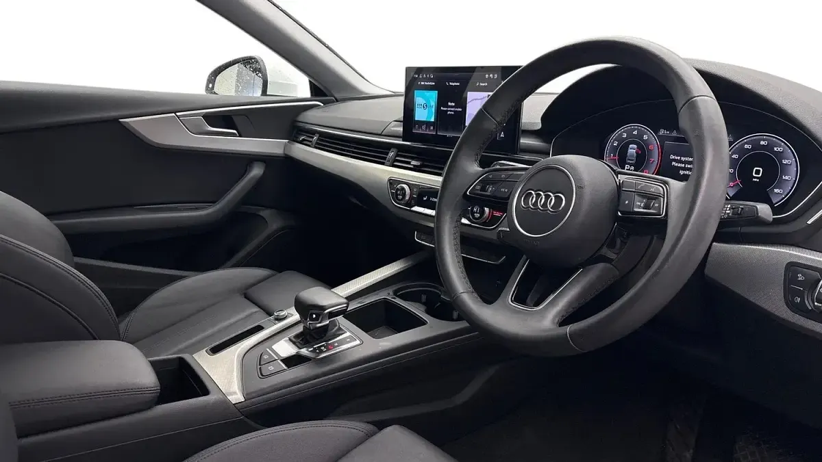 Used Audi A5 Sportback Sport 150 HP (110 kW) 2024 White Hatchback