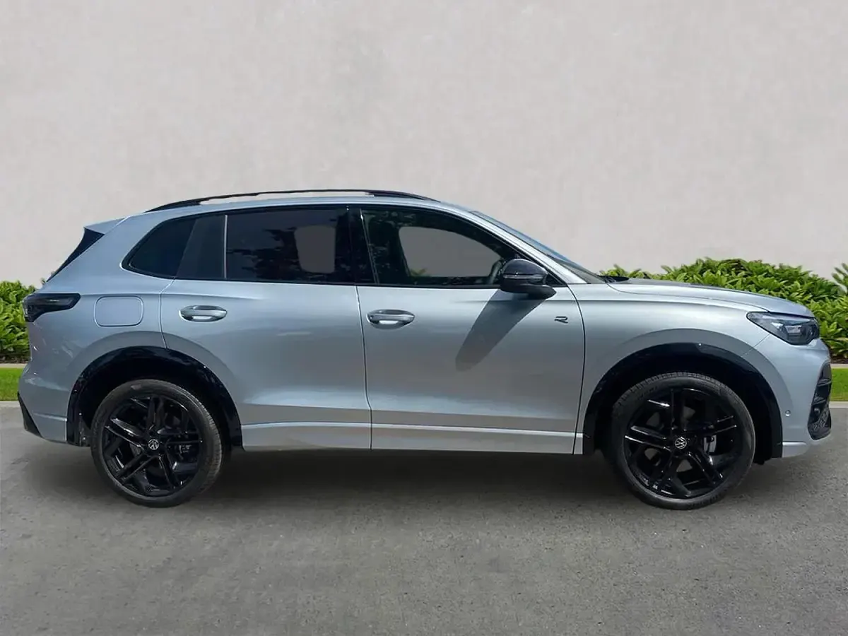 Used VW Tiguan R-line 2026 Silver SUV
