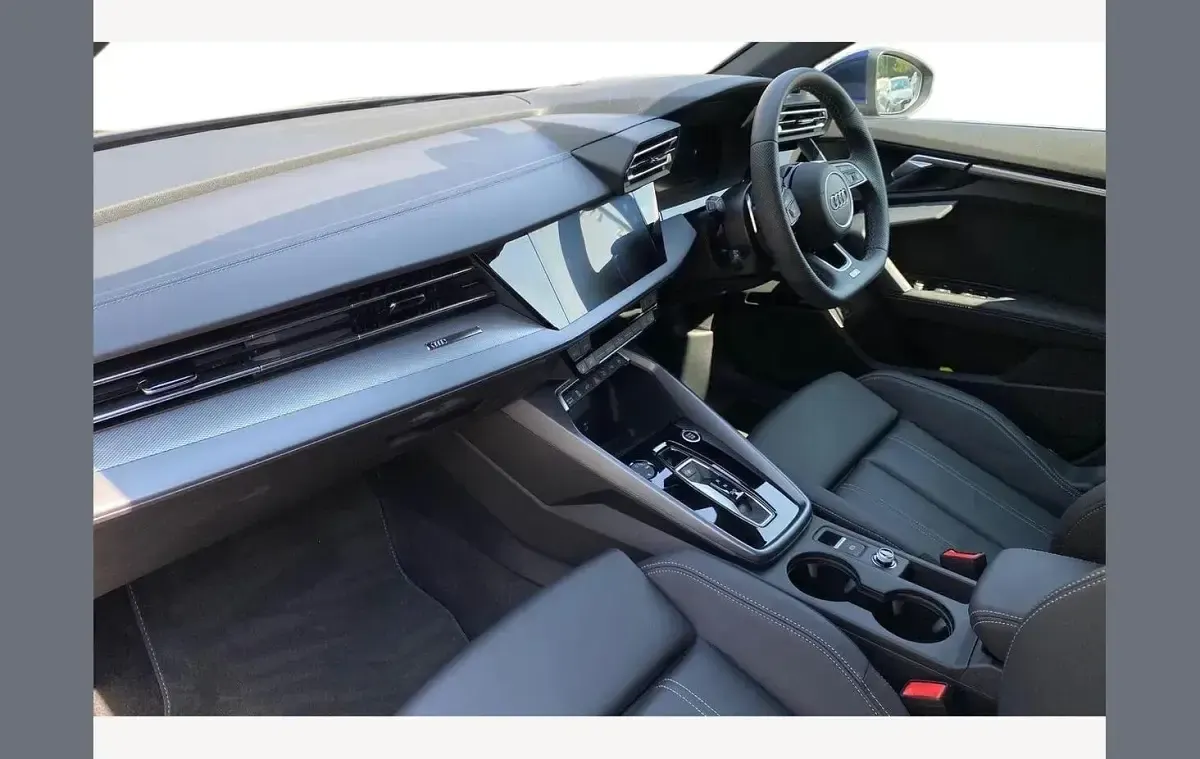 Used Audi A3 e-tron S-Line 204 HP (150 kW) 2025 Blue Hatchback