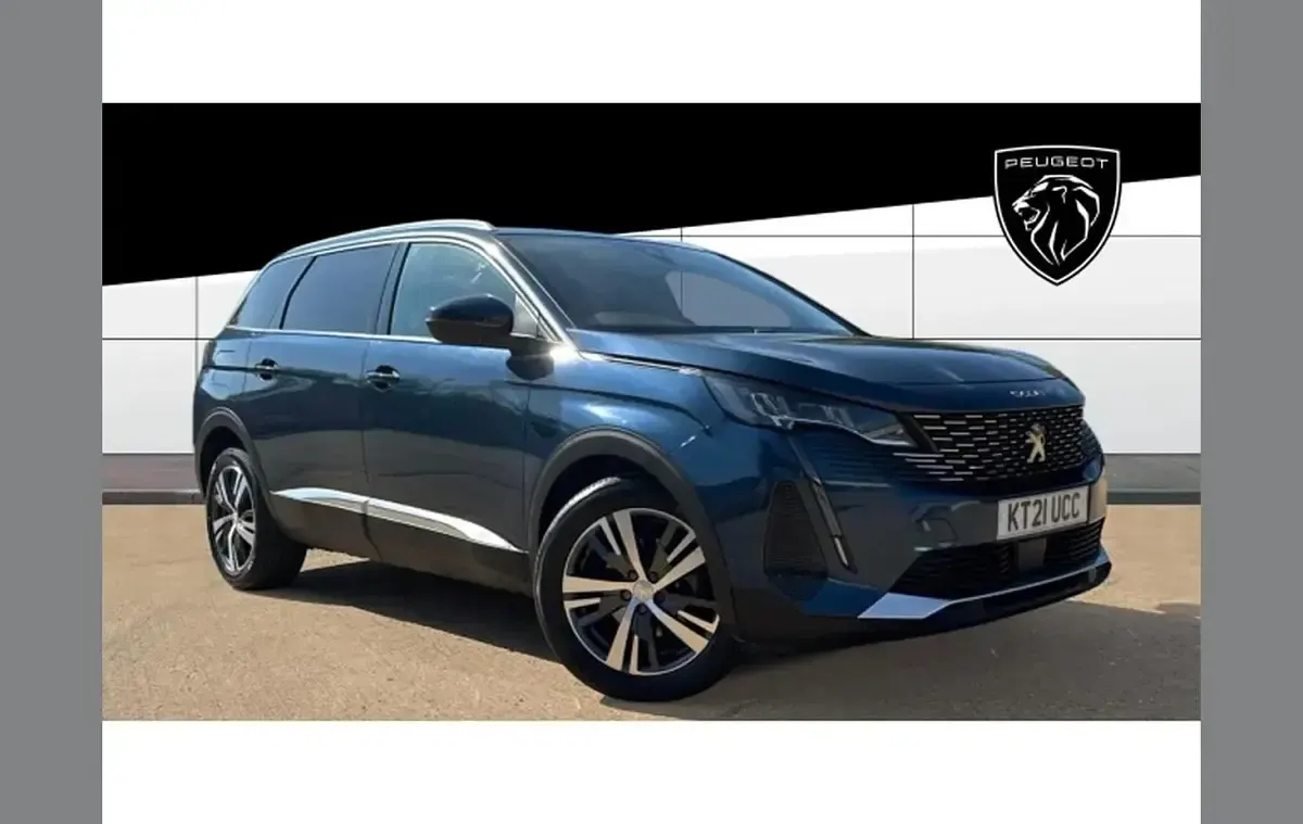 Used Peugeot 5008 Allure Premium 131 HP (96 kW) 2021 SUV