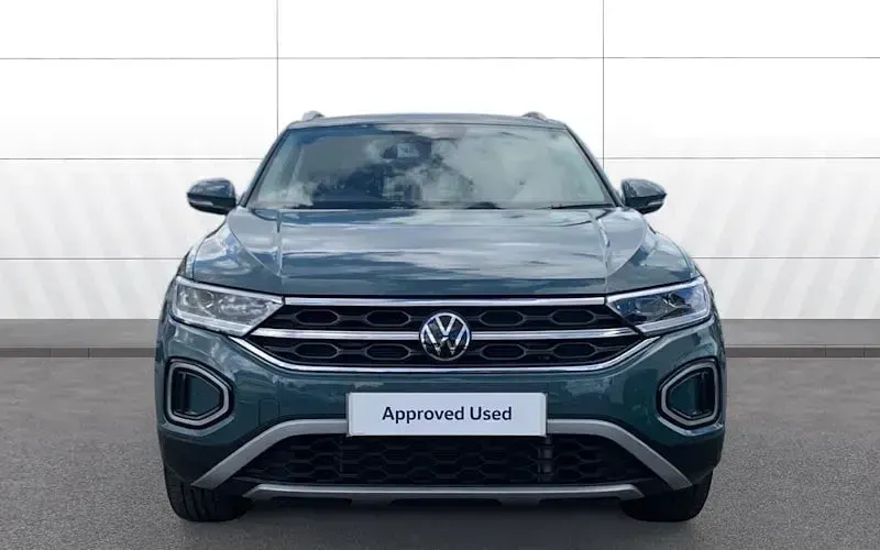 Used VW T-Roc Style 150 HP (110 kW) 2025 Blue SUV