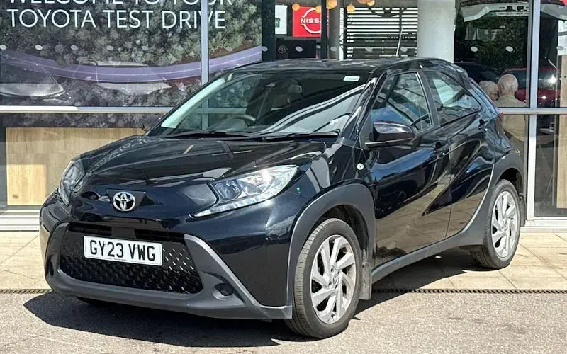 Used Toyota Aygo X PURE 72 HP (52 kW) 2025 SUV