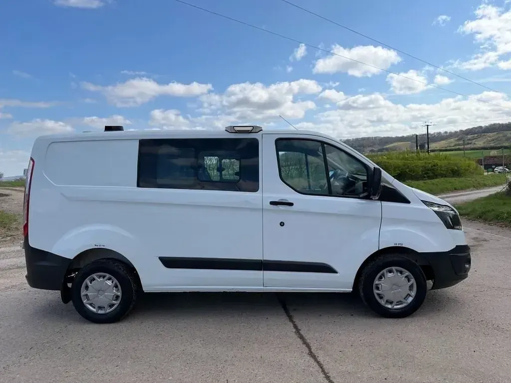 Usado Ford Transit Custom 104 CV (76 kW) 2018 Blanco