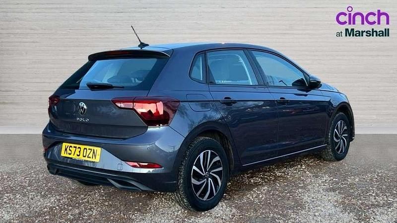 Second-hand VW Polo Life 95 CP (69 kW) 2024 Gri Hatchback