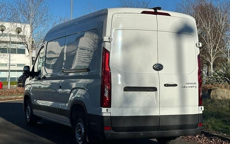 New Maxus V90 150 HP (110 kW) 2026 Van