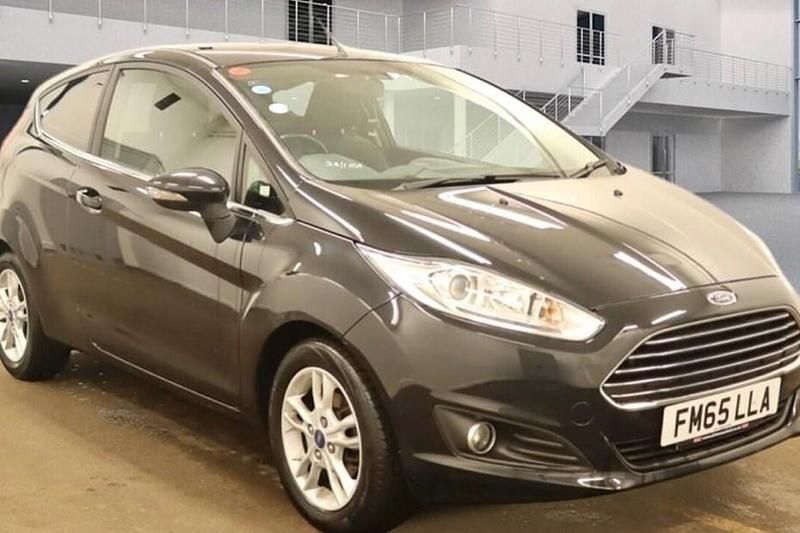 Black Used 2015 Ford Fiesta Zetec Hatchback | £4,998 (Fair price) - Image 1/1