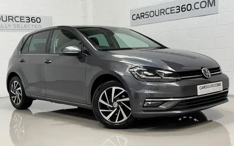 Used VW Golf VII Edition 116 HP (85 kW) 2019 Hatchback
