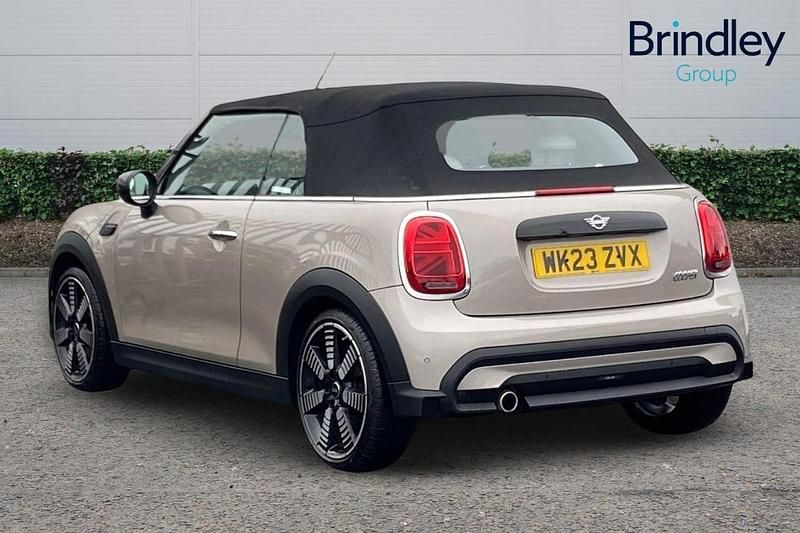 Used Mini Cooper Cabriolet Exclusive 134 HP (98 kW) 2023 Grey Cabriolet