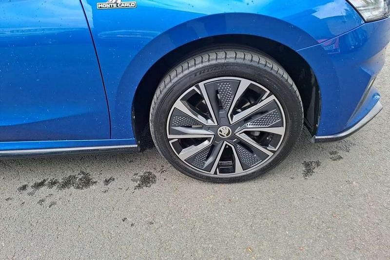 Begagnad Skoda Fabia Monte Carlo 108 HK (79 kW) 2022 Blå Halvkombi