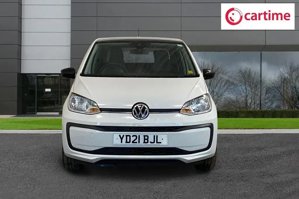 Begagnad VW up! Black Edition 65 HK (47 kW) 2021 Vit Halvkombi