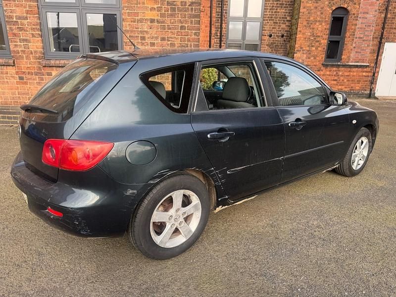 Used Mazda 3 2004 Green Hatchback