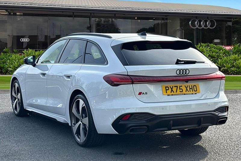 Used Audi A5 Comfort 150 HP (110 kW) 2025 White Estate
